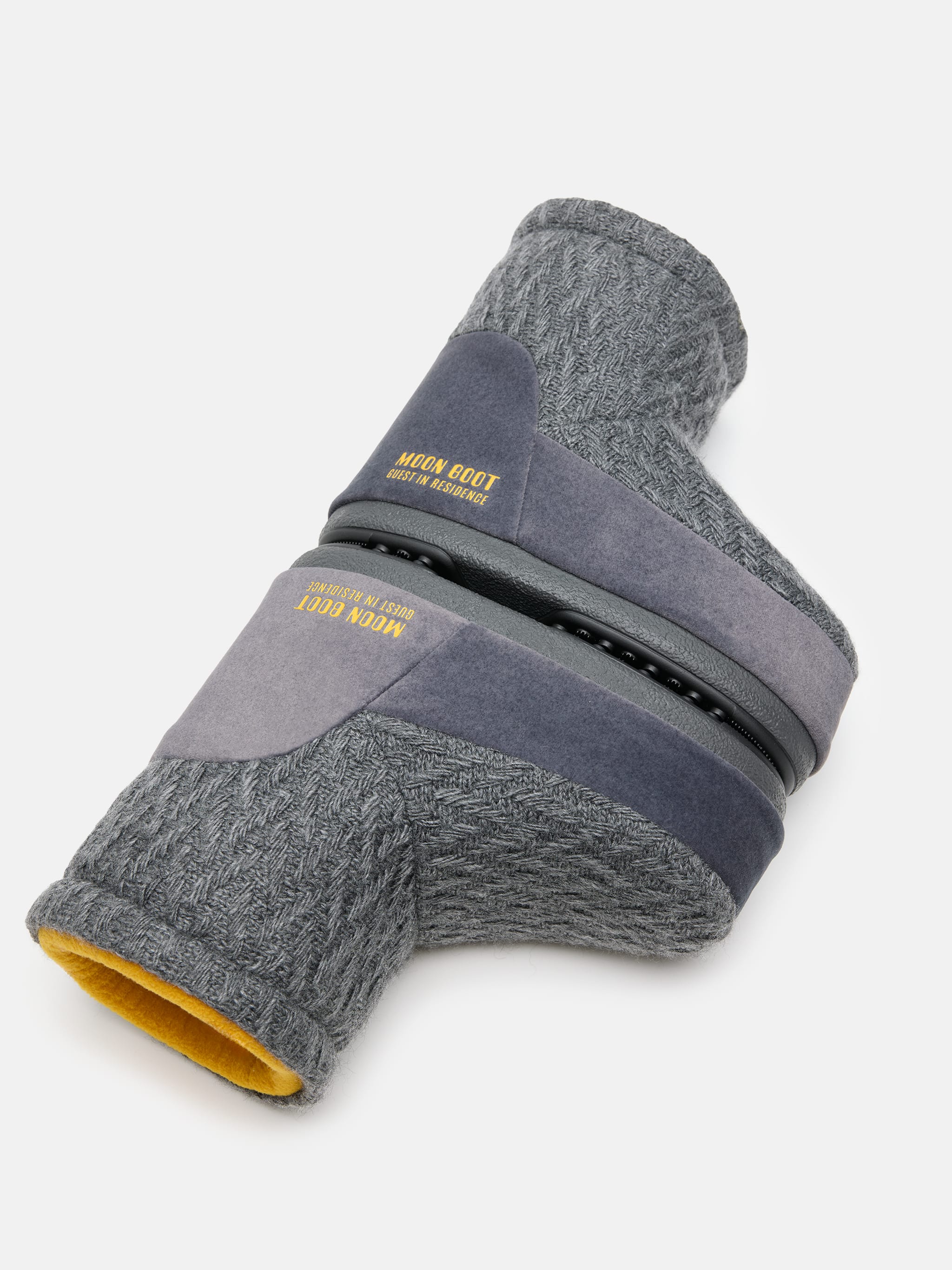 MOON BOOT X GUEST IN RESIDENCE ICON LOW NO LACE BOTTES GRIS TRICOTÉES
