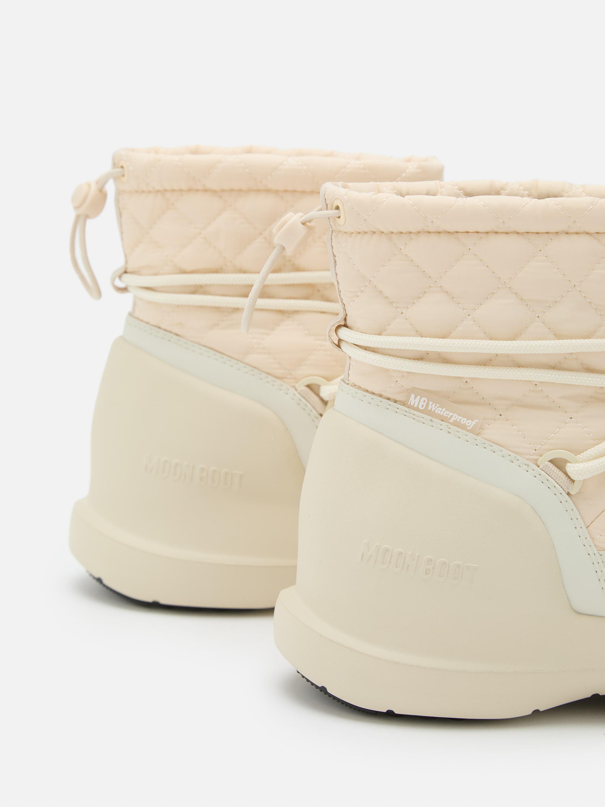 BOTTES MOYENNES CREAM QUILLÉES MEZZALUNA