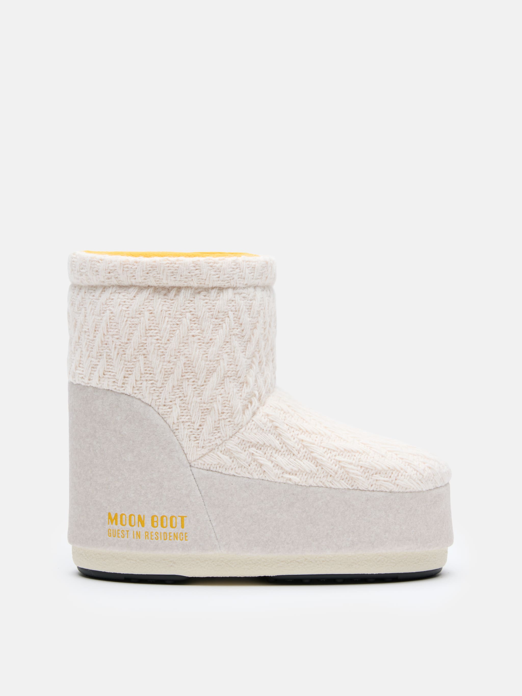 MOON BOOT X GUEST IN RESIDENCE ICON LOW NO LACE BLANC SABLE TRICOTÉ CHAUSSURES