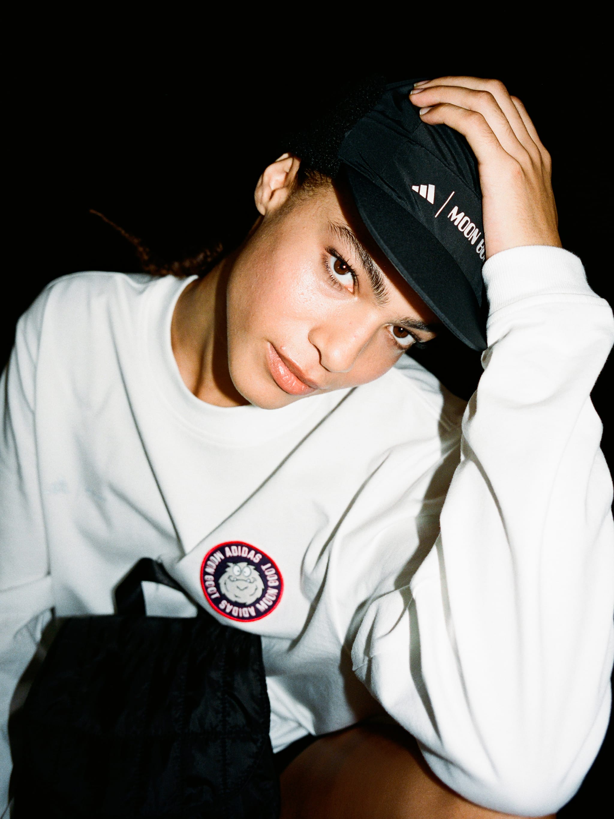 ADIDAS X MOON BOOT T-SHIRT BLANC À MANCHES LONGUES